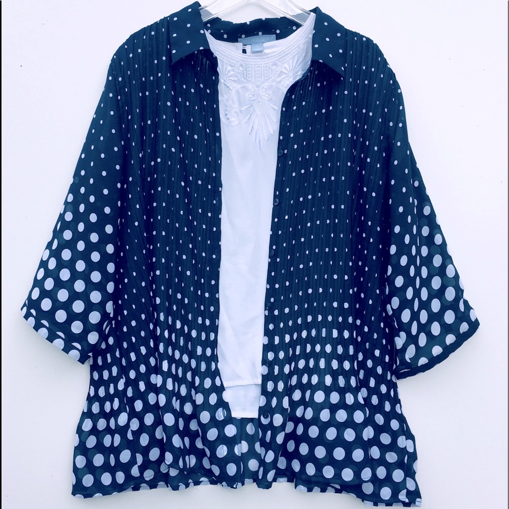 ONLY NECESSITIES ACCORDIAN PLEATED POLKA DOT BLOUSE TUNIC or KIMONO